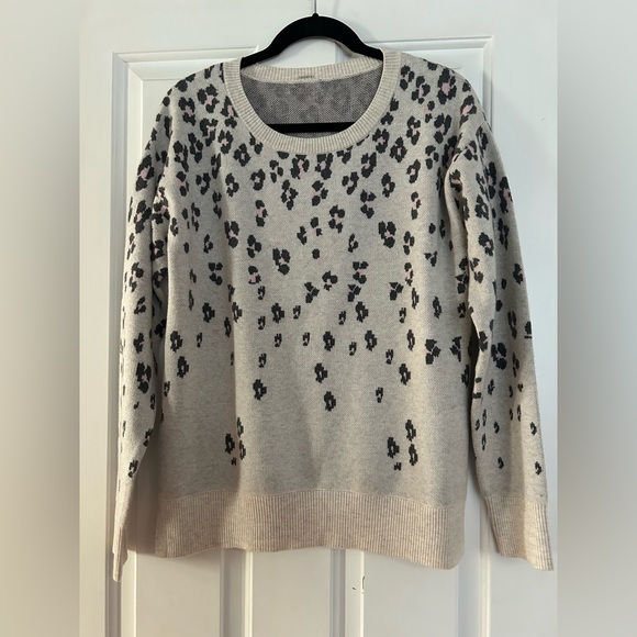 anonym Sweaters - Leopard Print Cream Sweater